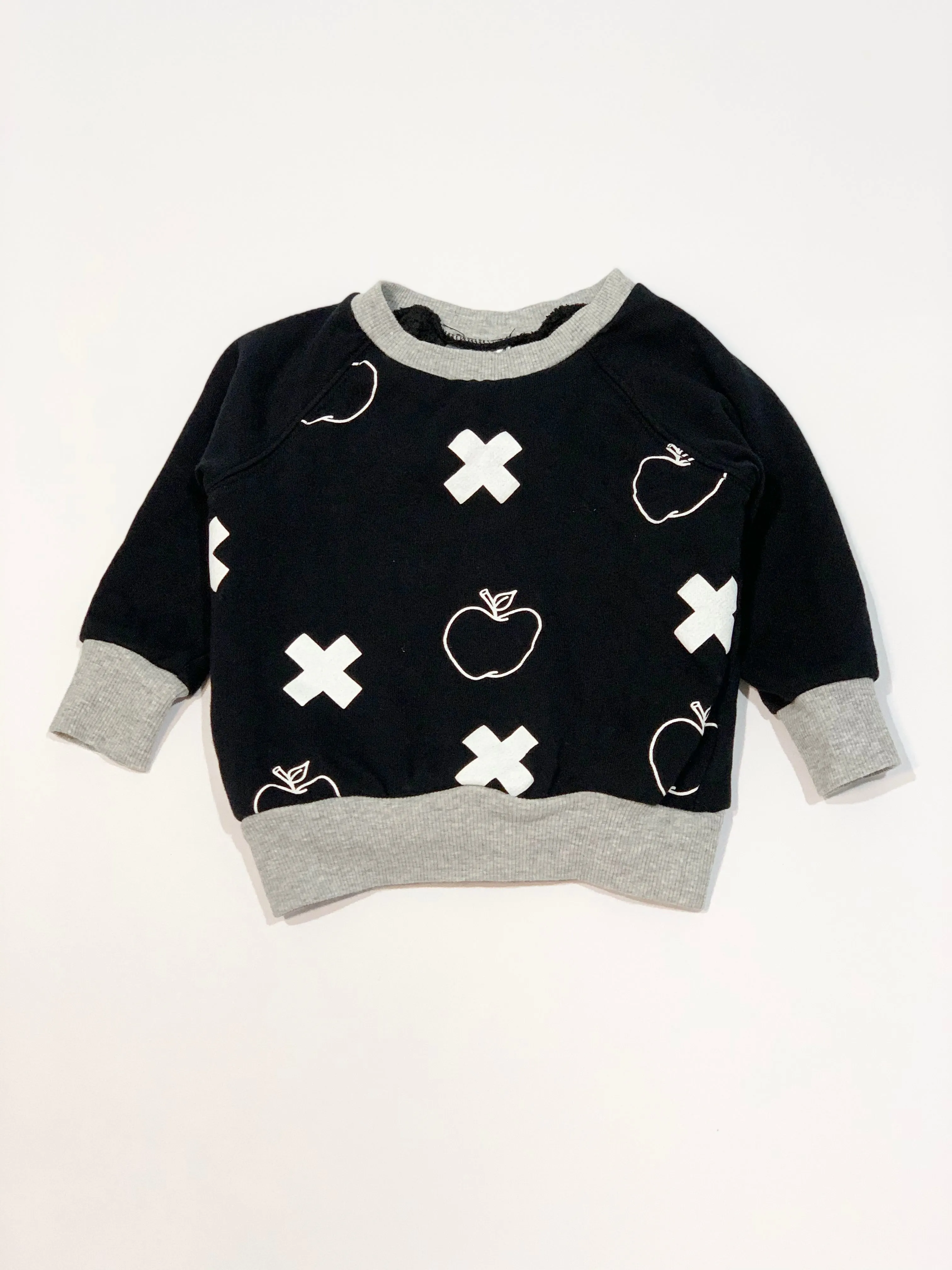 Apples and crosses sweater - Size 12 months