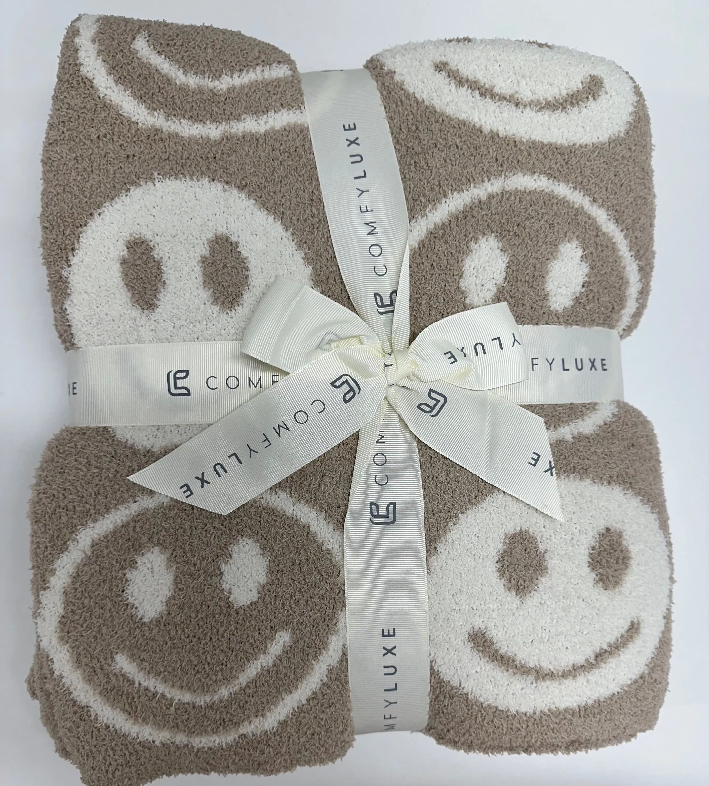 Cozy Soft Sherpa Blanket- Smiley Face
