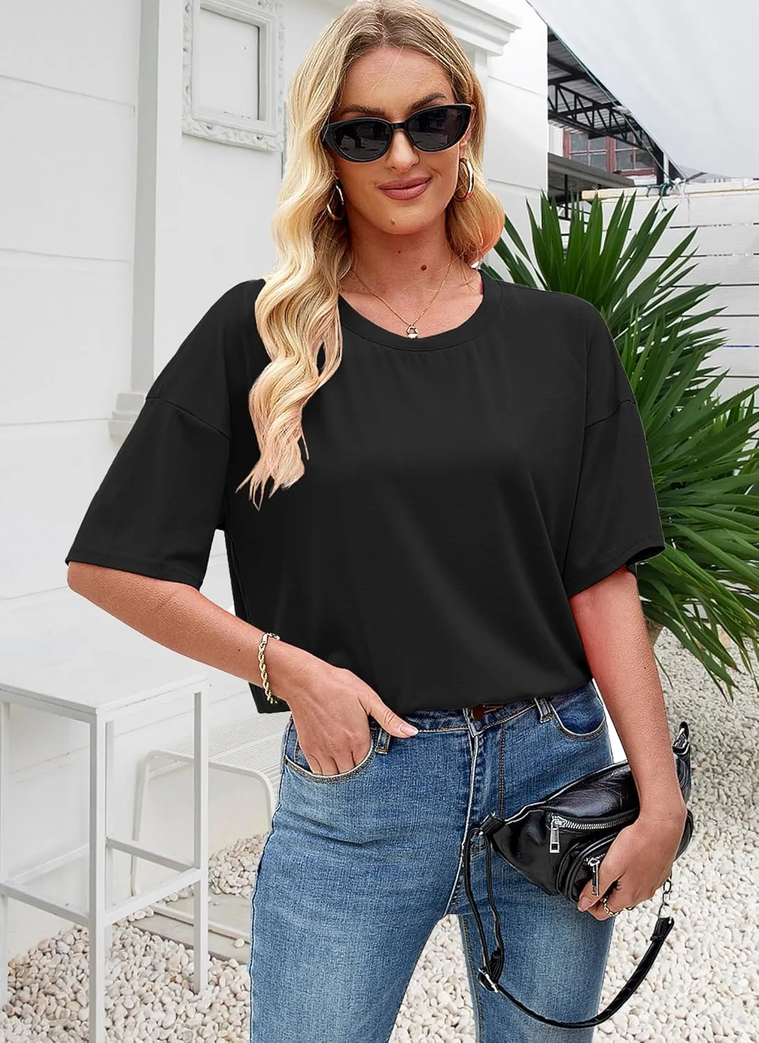 Halife Women's Oversized T Shirts Summer Crew Neck Short Sleeve T-Shirt Split Curved Hem Basic Casual Loose Tunic Tops Tshirt