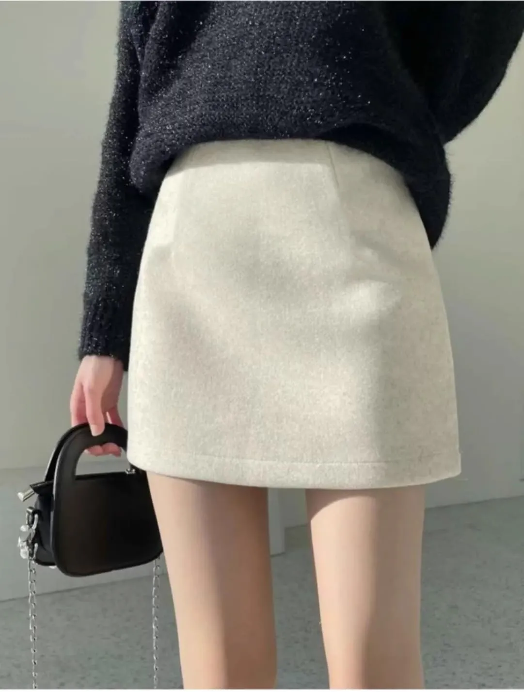 Short Skirt for Women Korean Style High Waisted Slim Fit Suitable for Fall and Winter