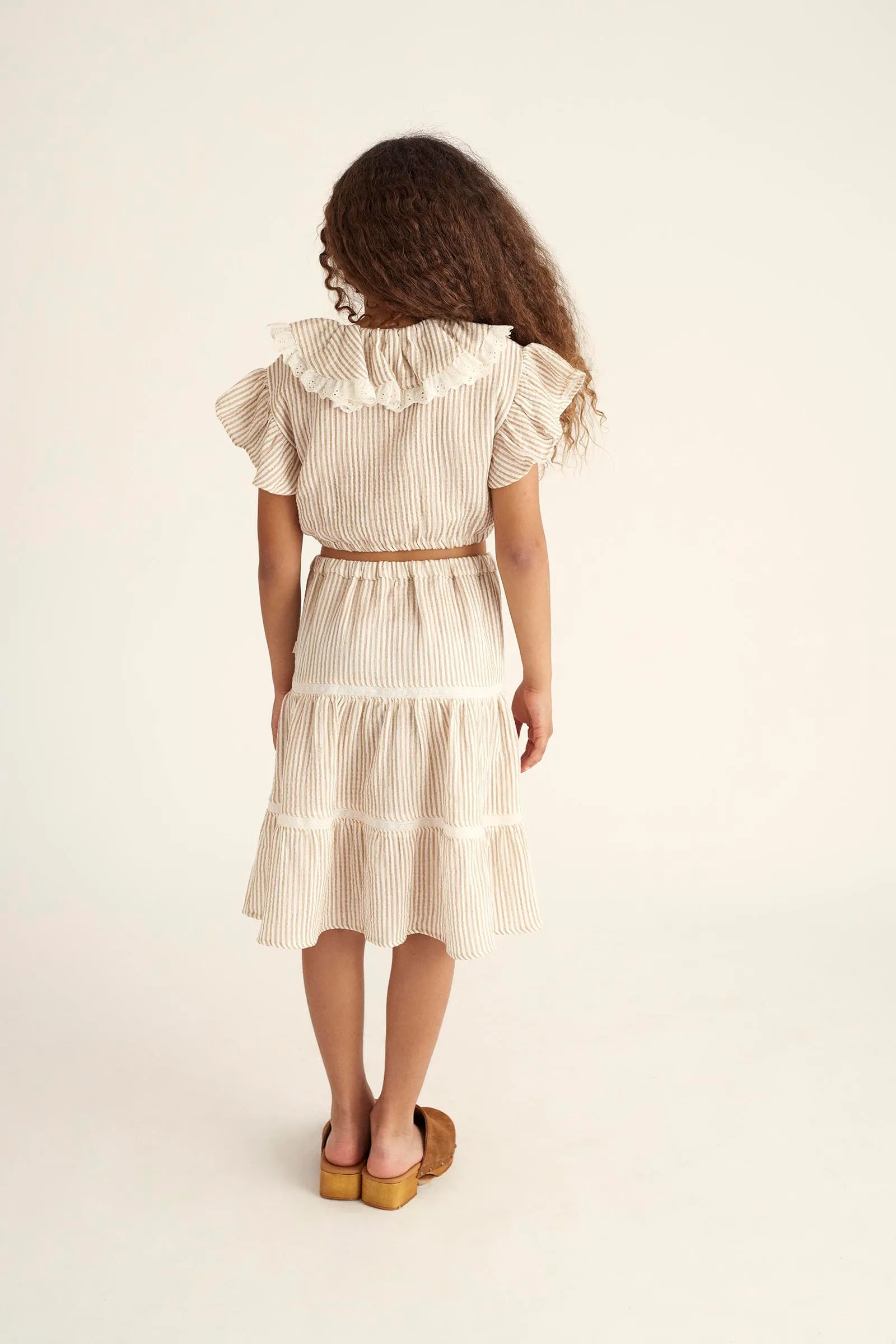 STRIPED GAUZE GIRL LOOK