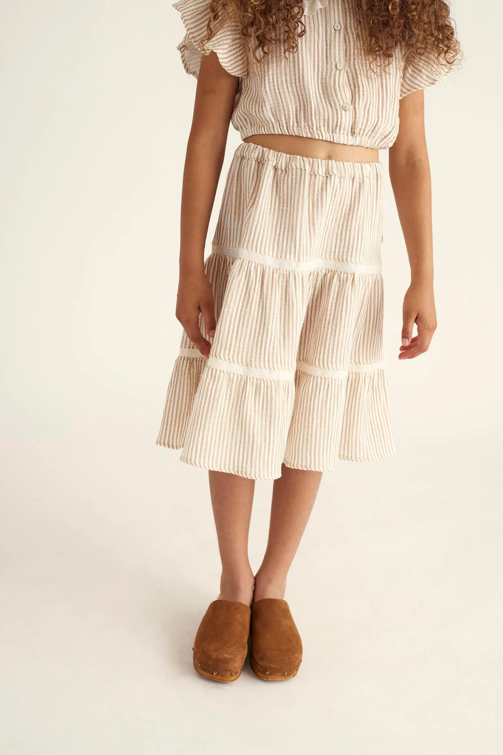 STRIPED GAUZE GIRL LOOK