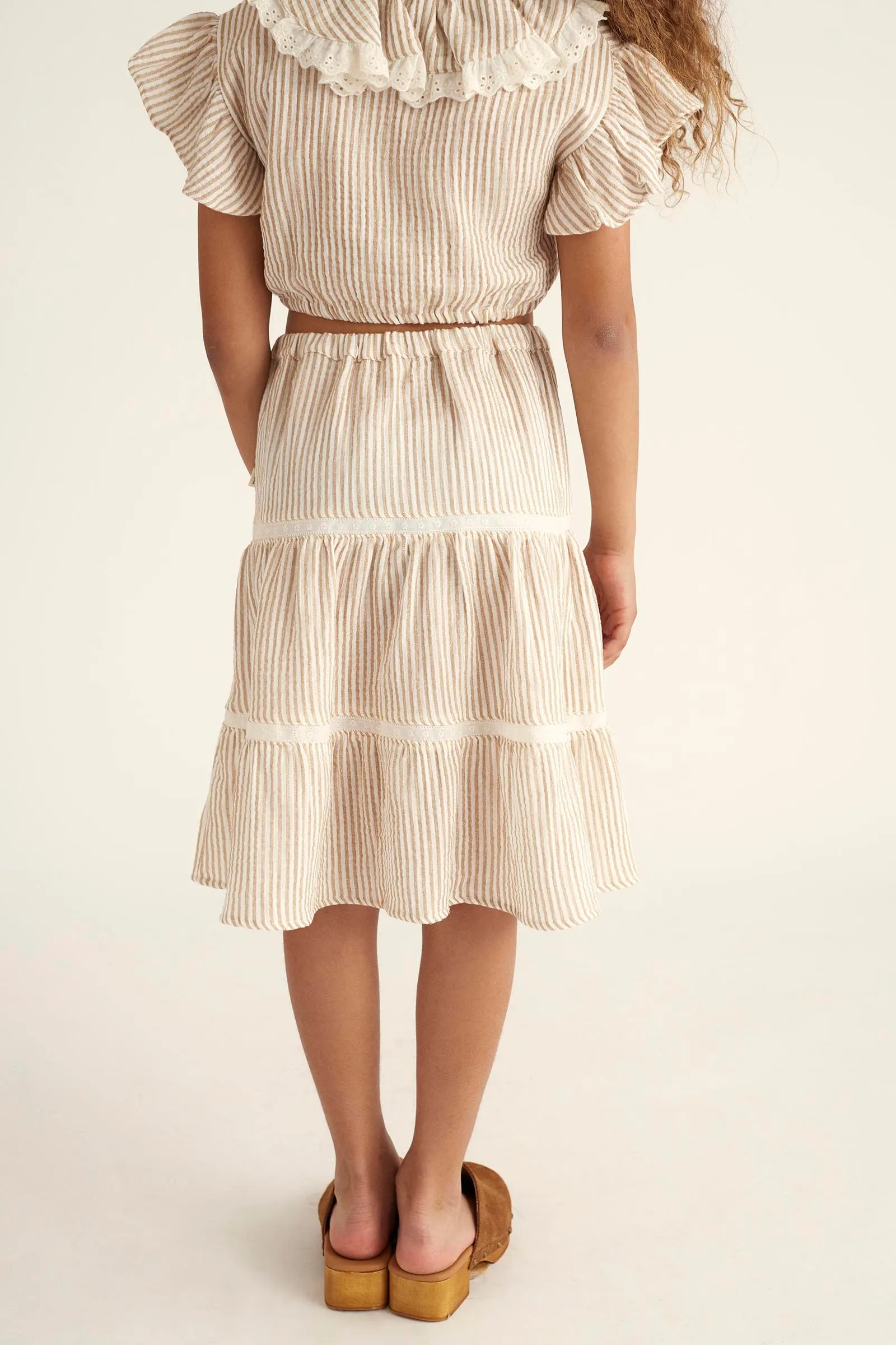 STRIPED GAUZE GIRL LOOK