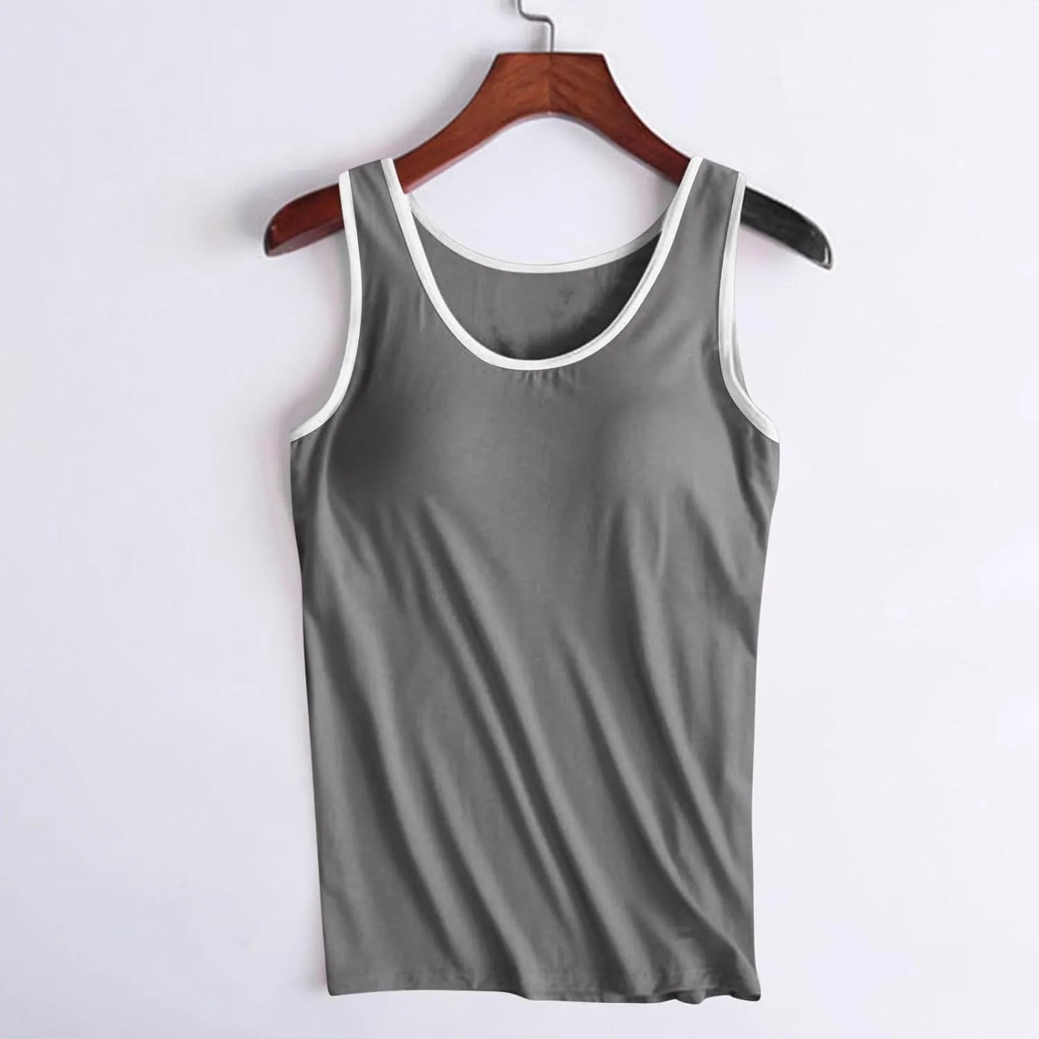 Tank Top with Built in Bra for Women 2025 Summer Plus Size Scoop Neck Sleeveless Tee Basic Workout Top Camisole