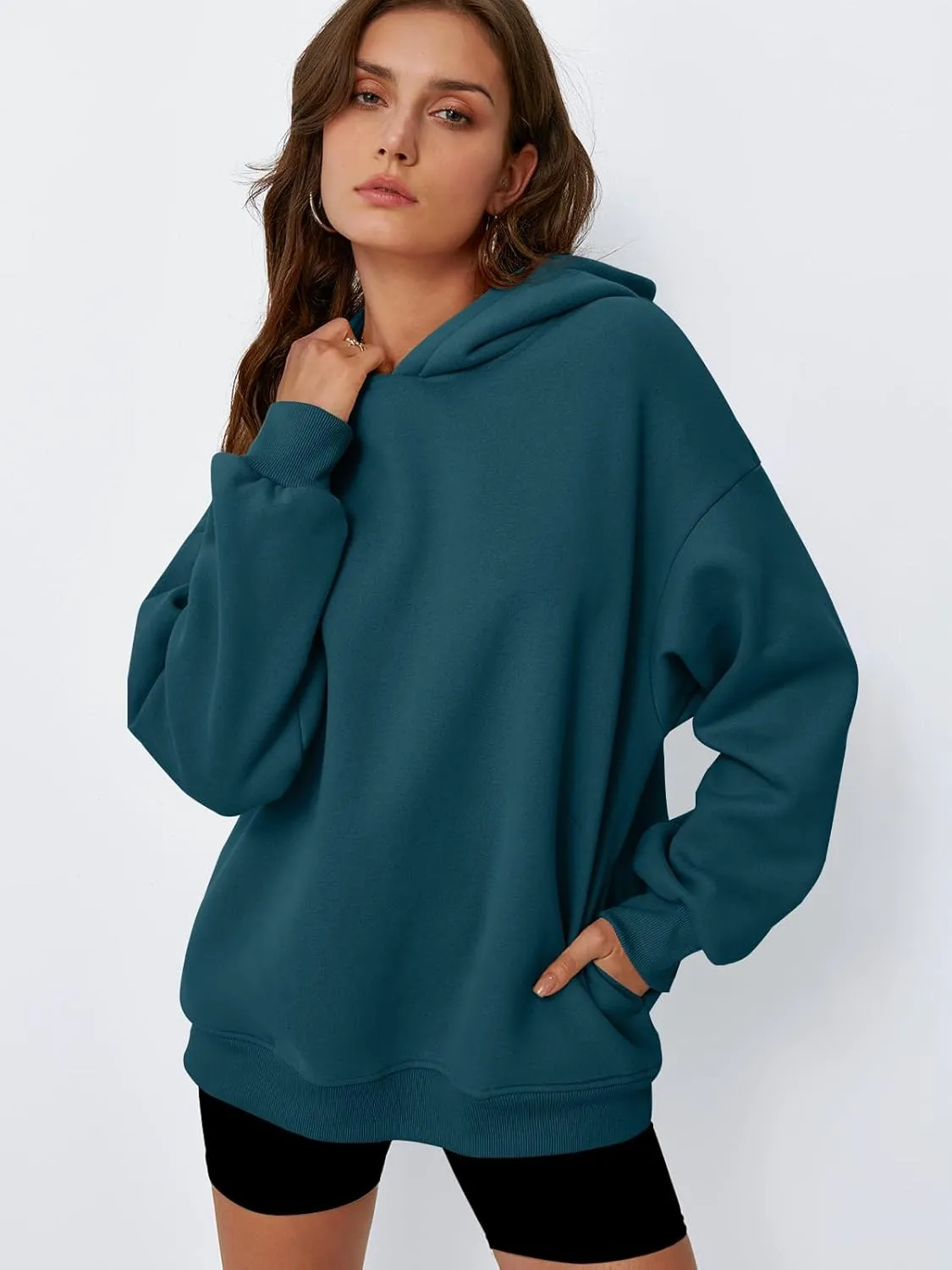 Trendy Queen Womens Oversized Hoodies Fleece Hooded Sweatshirts Casual Pullover Fall Winter Outfits Long Sleeve Tops 2025