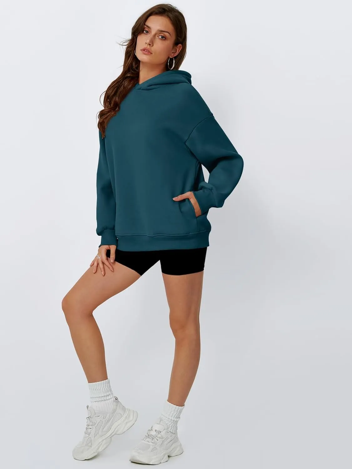 Trendy Queen Womens Oversized Hoodies Fleece Hooded Sweatshirts Casual Pullover Fall Winter Outfits Long Sleeve Tops 2025