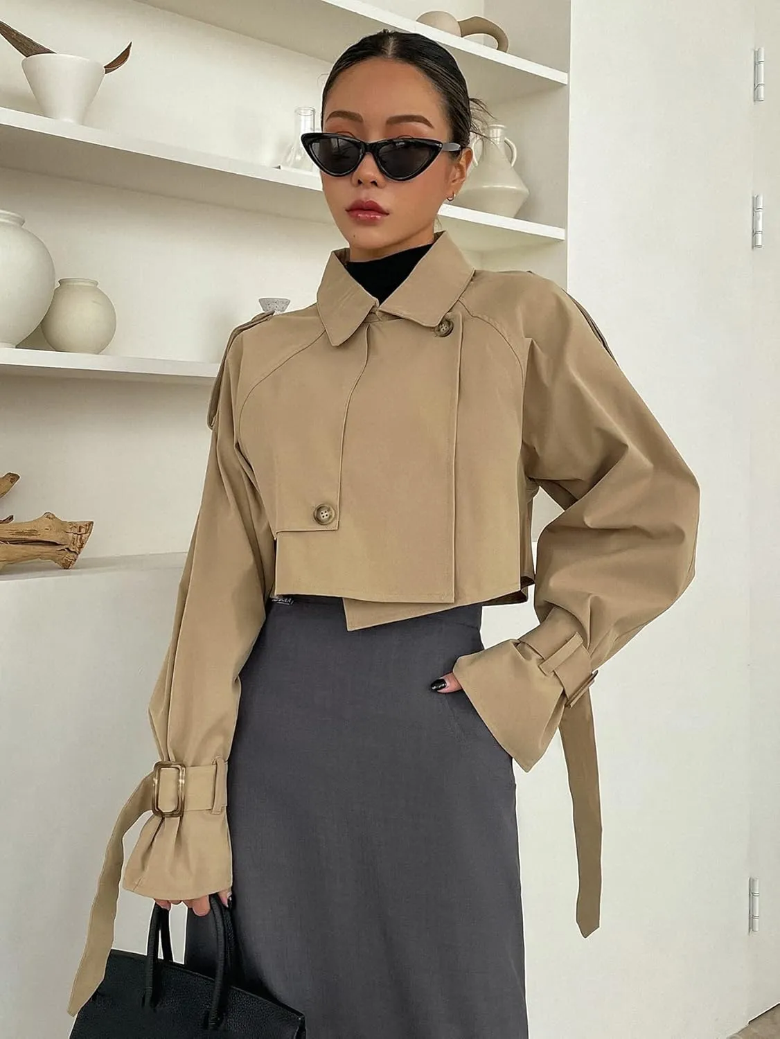 Verdusa Women's Button Front Buckle Raglan Sleeve Crop Jacket Trench Coat