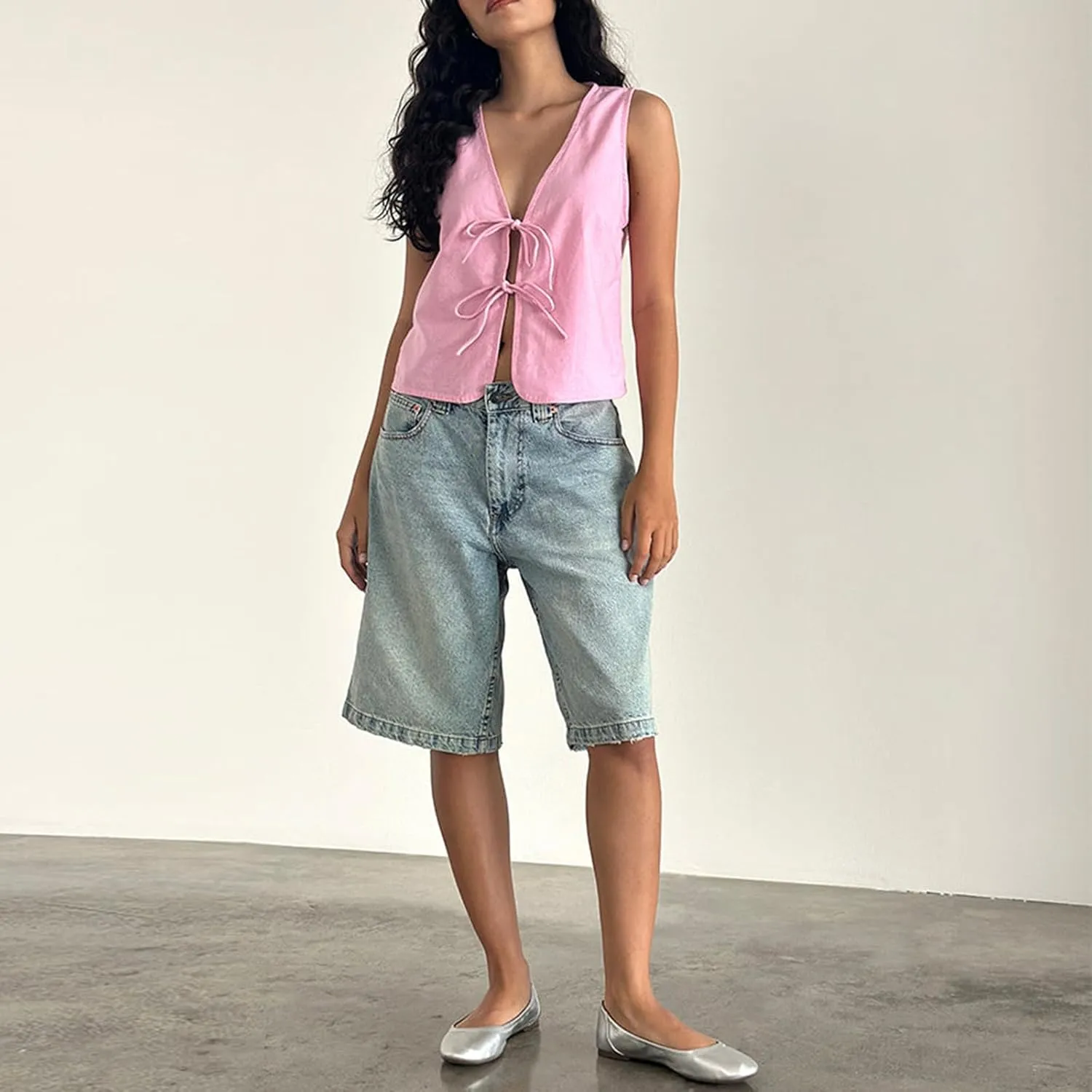 Y2K Sleeveless Tie Front Top for Women Deep V-Neck Lace Up Bow Tank Tops Summer Vintage Vest Crop Top